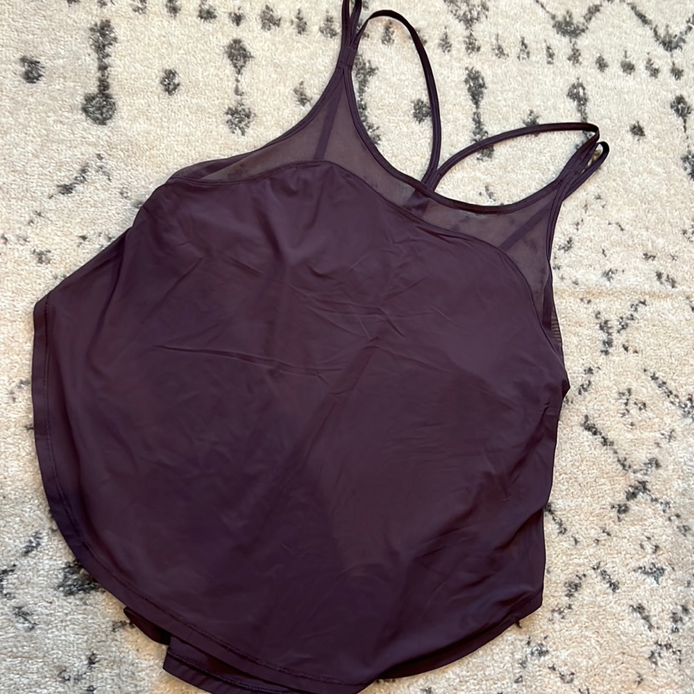 Lululemon tank - split sides